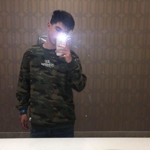 Meet your Posher, Cesar